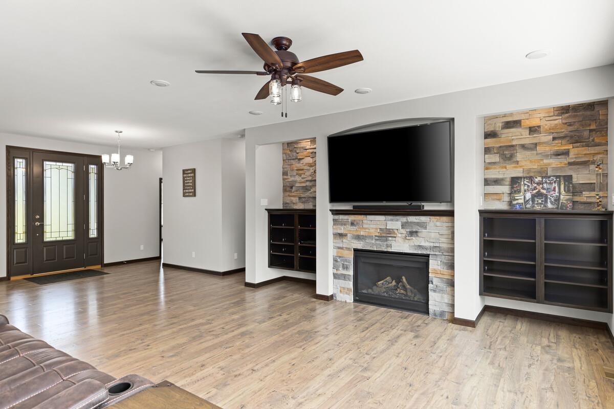 30441 Tyrrell Road Mackinaw, IL 61755 - Photo 12 of 49