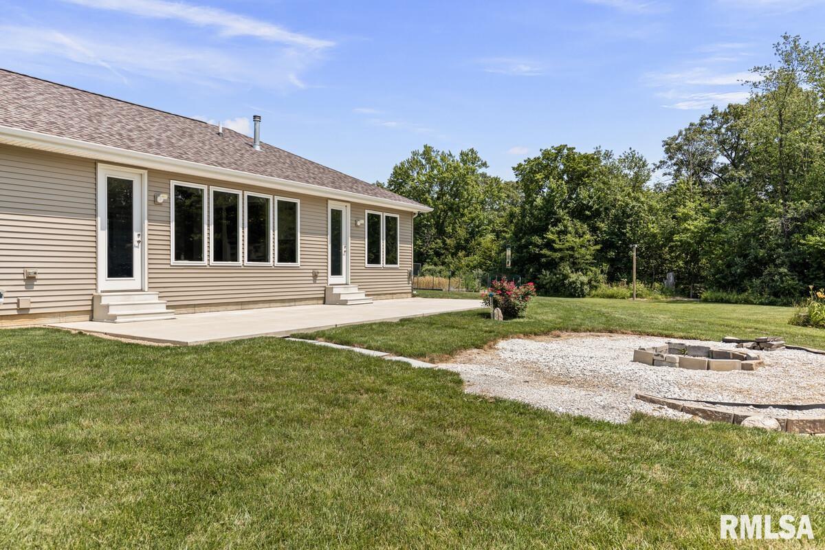 30441 Tyrrell Road Mackinaw, IL 61755 - Photo 39 of 49