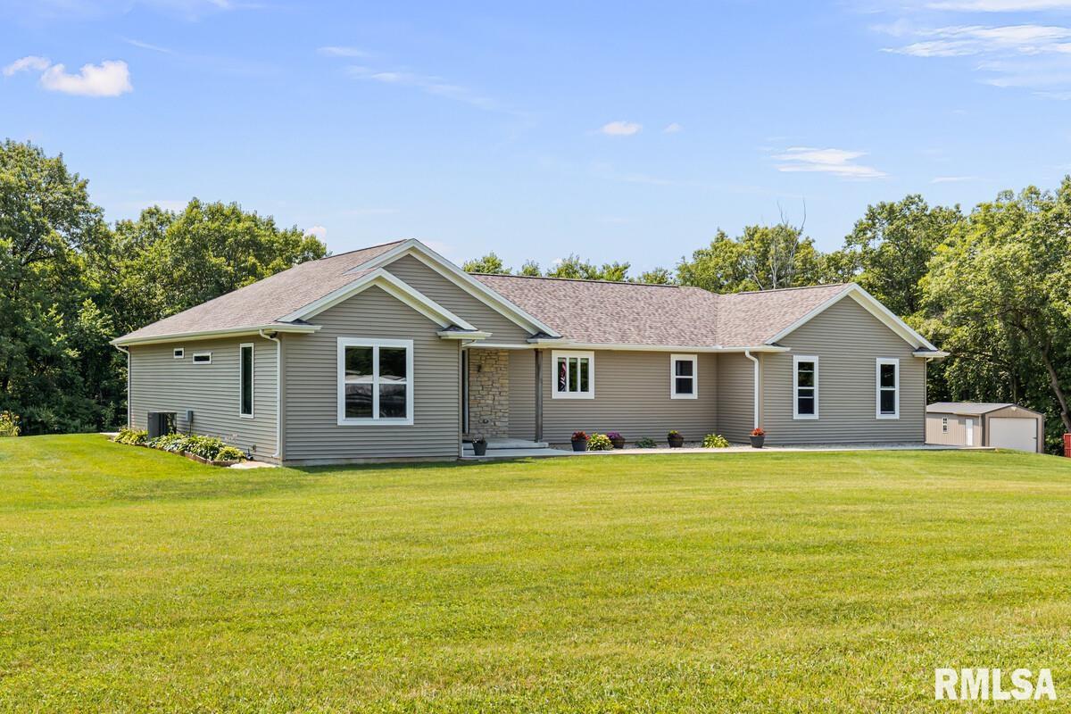 30441 Tyrrell Road Mackinaw, IL 61755 - Photo 4 of 49