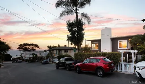 $2,495,000 | 31907 9th Avenue, Laguna Beach, CA 92651