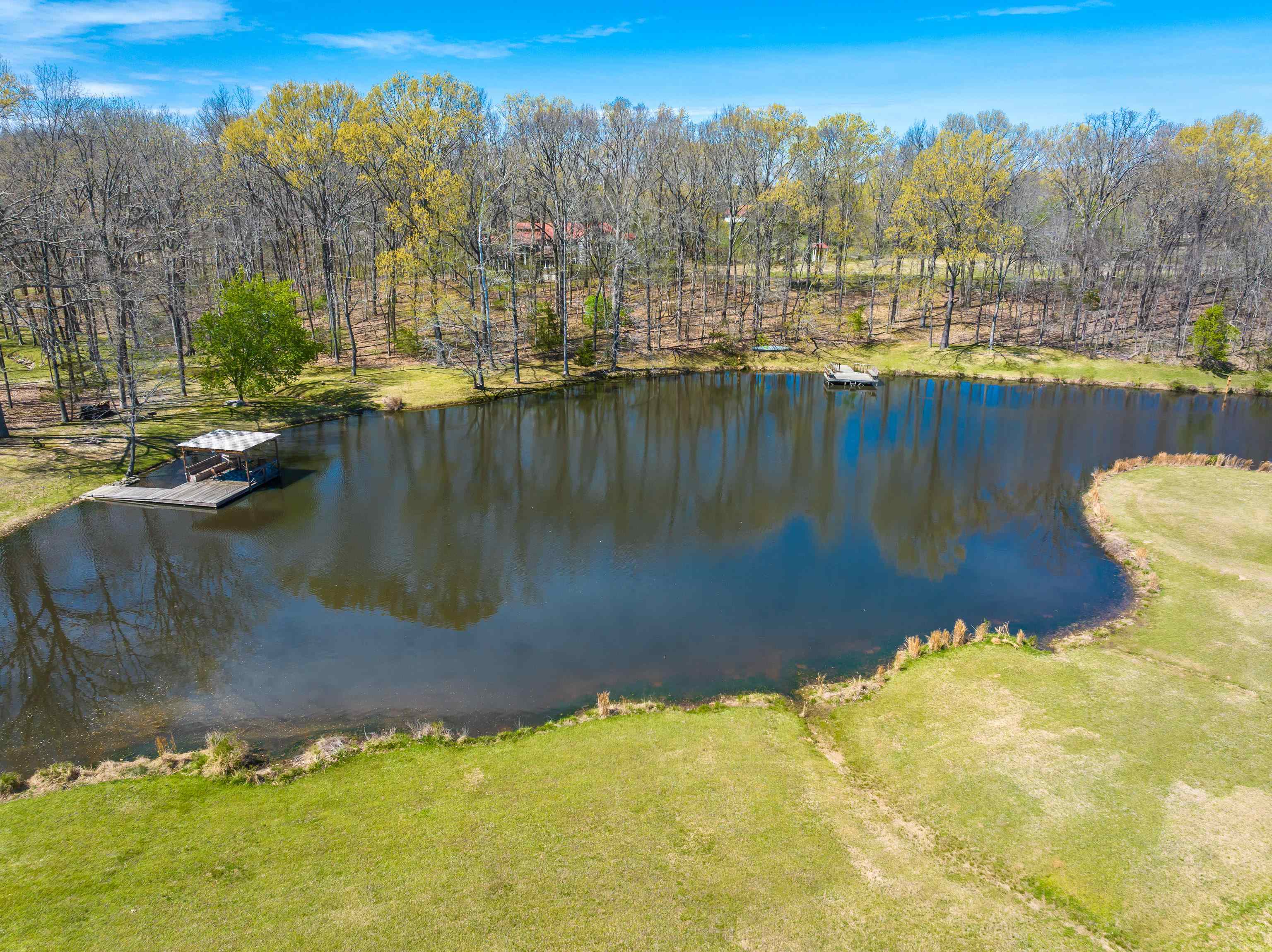 9155 Rocky Cannon Road Memphis, TN 38018 - Photo 18 of 20 a view of a lake with a mountain