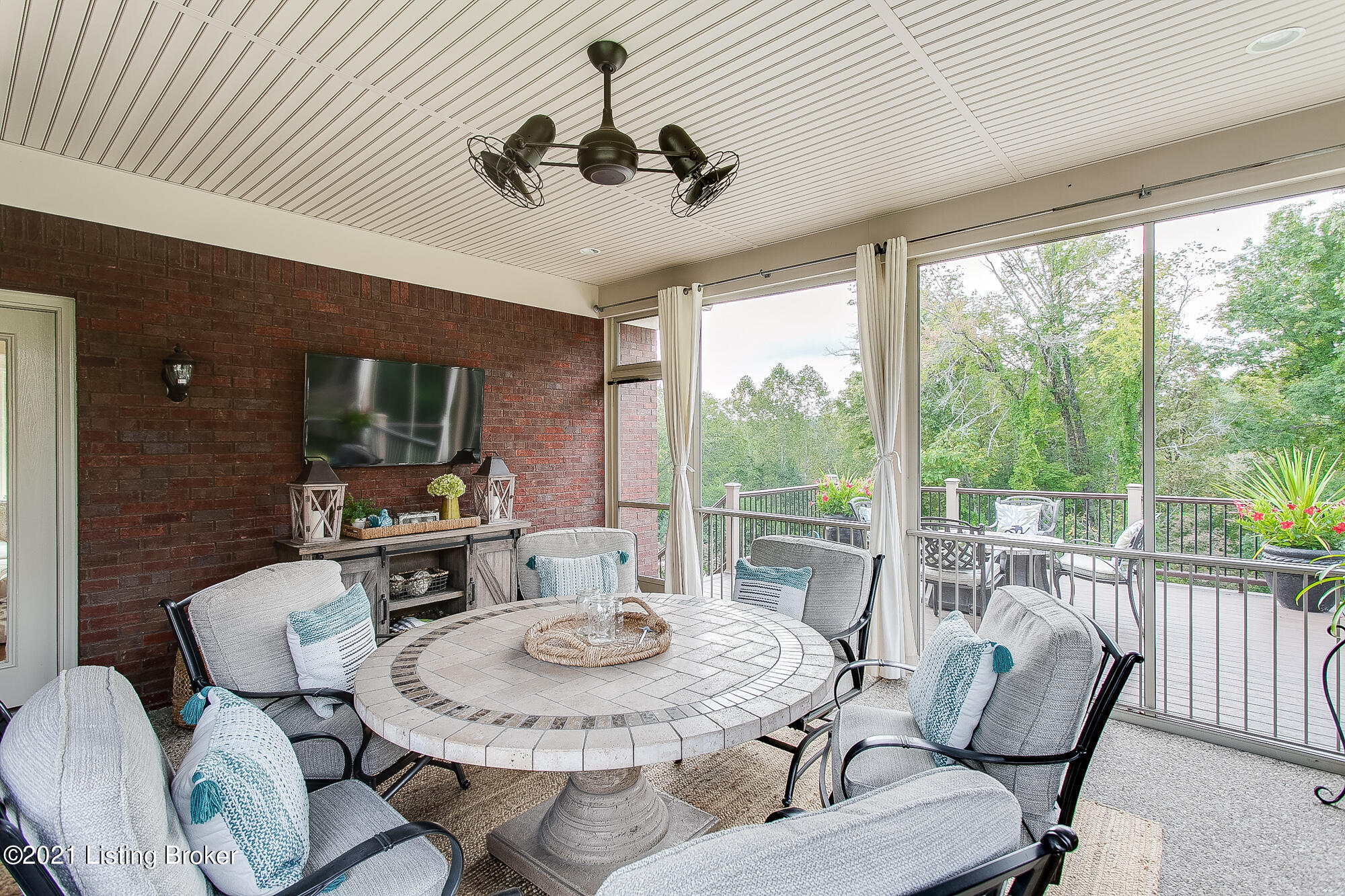 13319 Ridgemoor Drive Prospect, KY 40059 - Photo 24 of 65 13319 Ridgemoor Dr-37