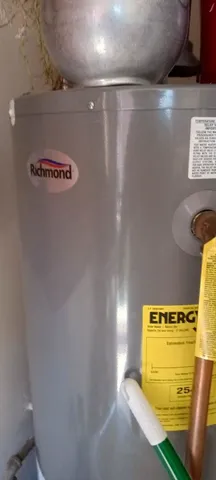 a view of utility room