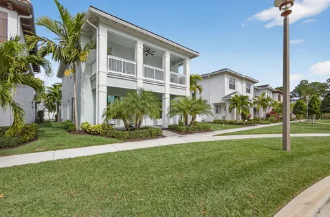 $1,950,000 | 13400 Bernoulli Way, Palm Beach Gardens, FL 33418