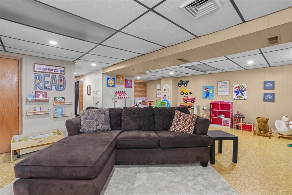 141 Butternut Road Somerset, MA 02726 - Photo 25 of 33 Gallery Image 25