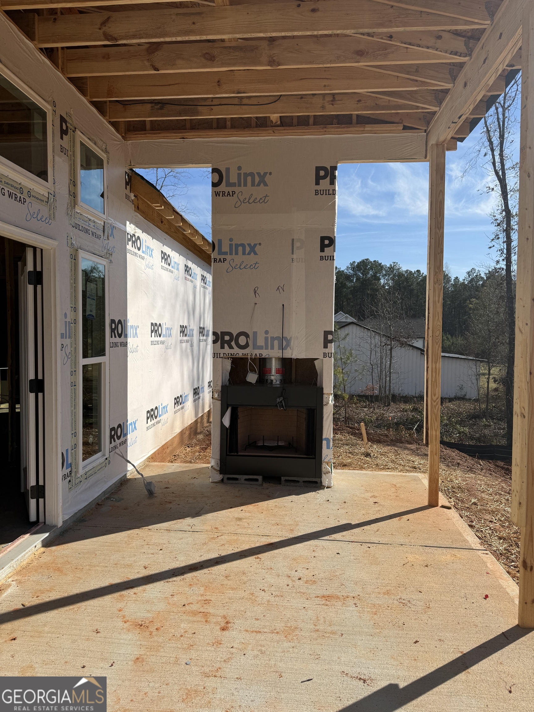 720 Youth Jersey Road Loganville, GA 30052 - Photo 2 of 4 a living room with furniture