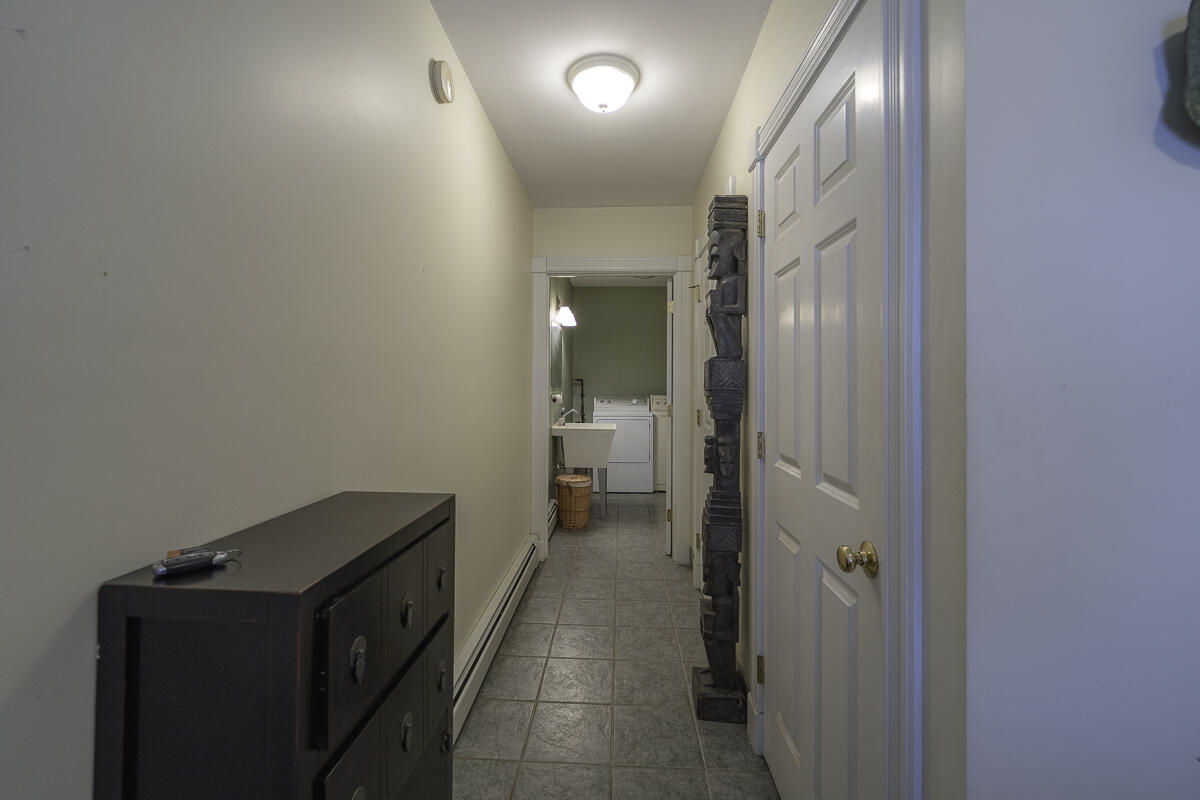 1050 Ocean Avenue Portland, ME 04103 - Photo 28 of 47 1050 Ocean -32