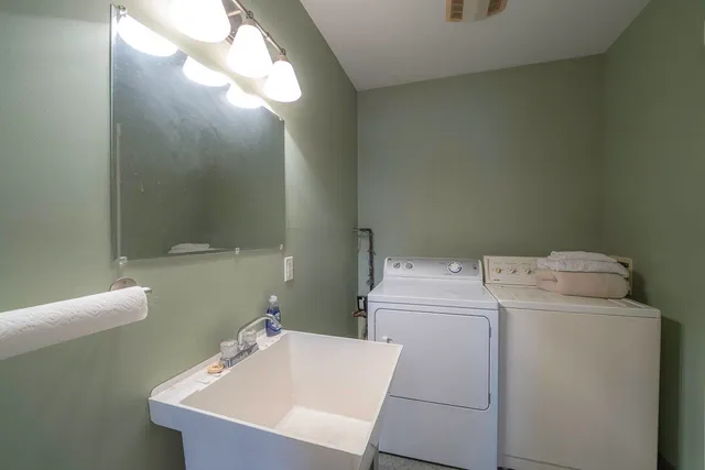 $450,000 | 1050 Ocean Avenue, Portland, ME 04103