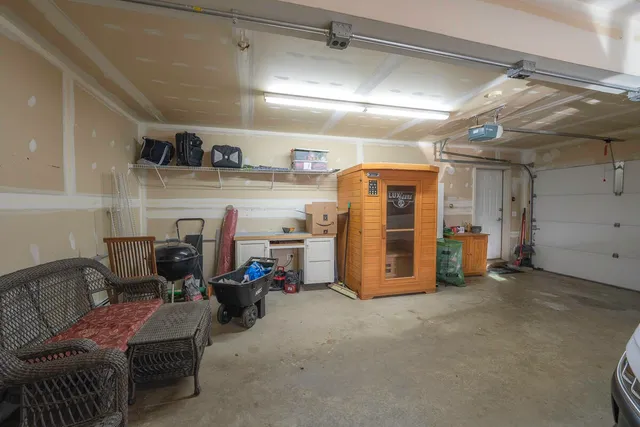 $450,000 | 1050 Ocean Avenue, Portland, ME 04103