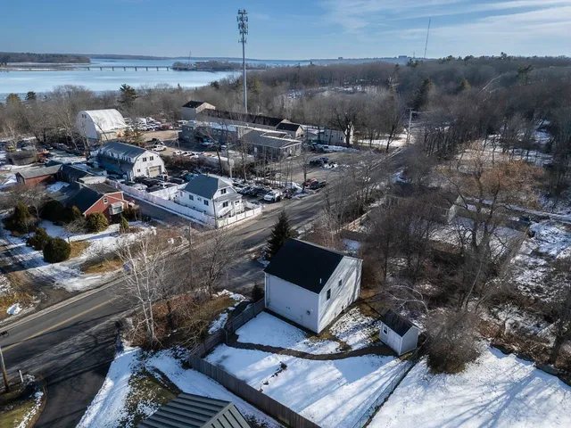 $450,000 | 1050 Ocean Avenue, Portland, ME 04103