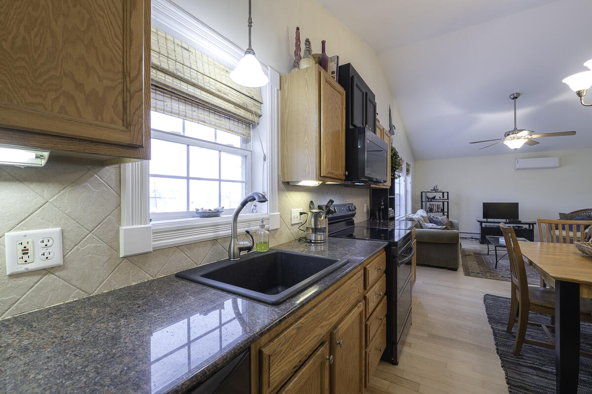 1050 Ocean Avenue Portland, ME 04103 - Photo 6 of 47 1050 Ocean -42