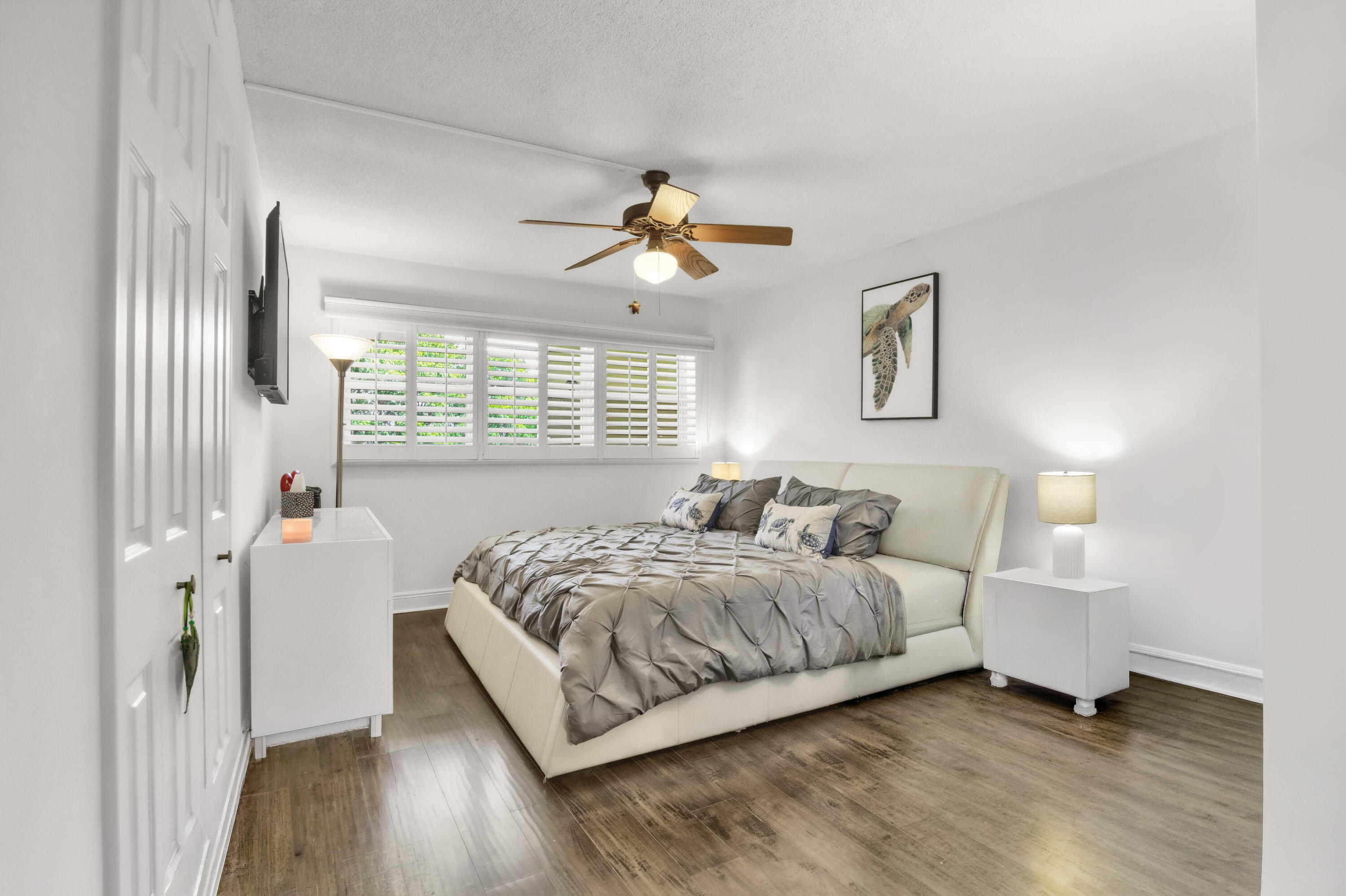 3000 Northeast 48th Court, Unit 402 Lighthouse Point, FL 33064 - Photo 20 of 50 3000 NE 48th Ct-28