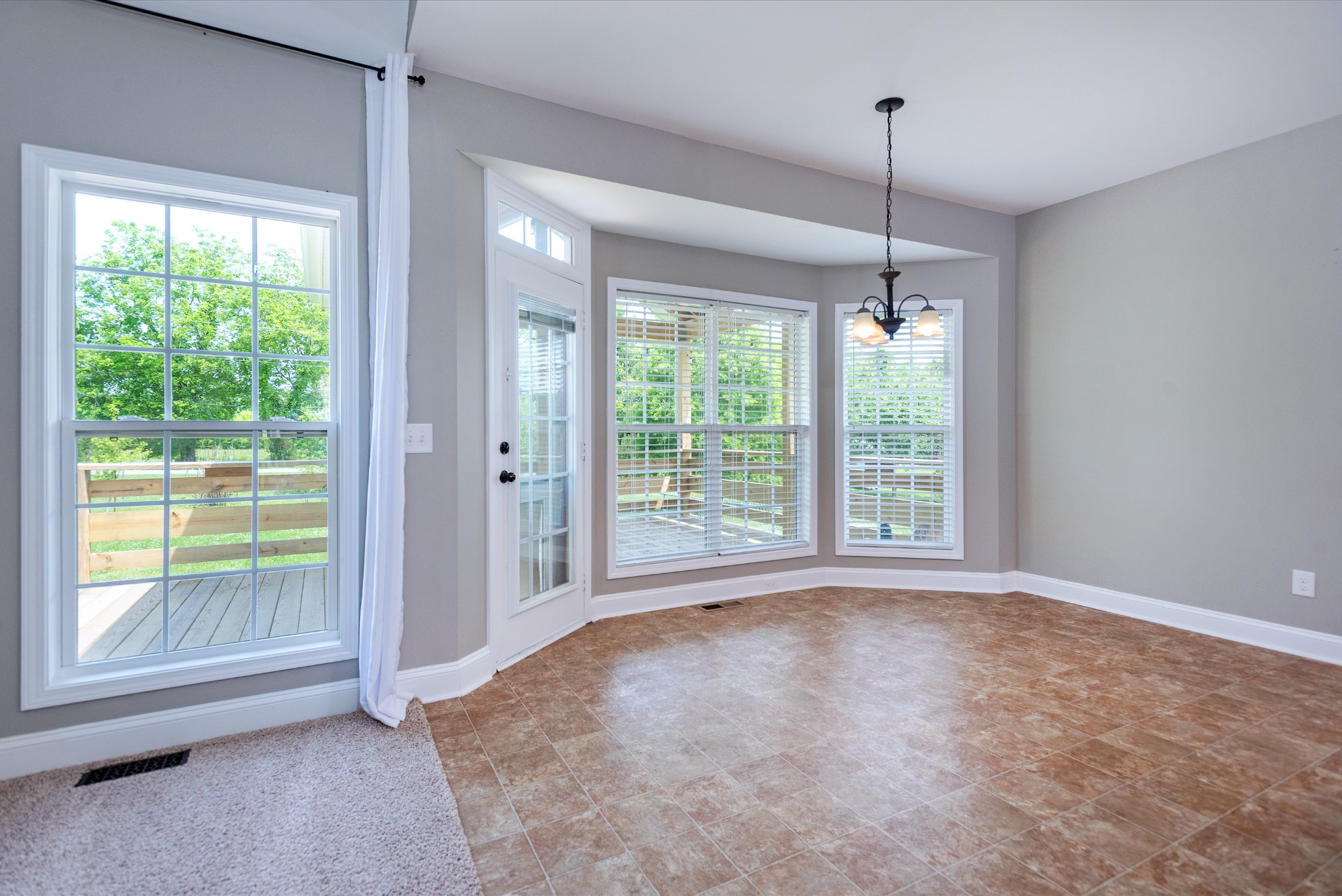 2024 Holloway Road Lebanon, TN 37090 - Photo 7 of 40 a view of an empty room with a window