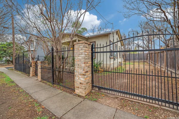 a view of outdoor space