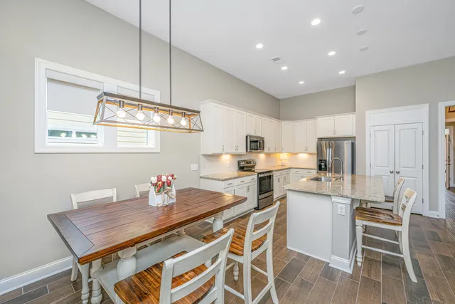 $419,999 | 5077 Song Sparrow Way, Summerville, SC 29483