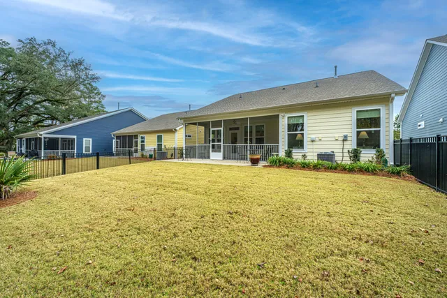 $419,999 | 5077 Song Sparrow Way, Summerville, SC 29483