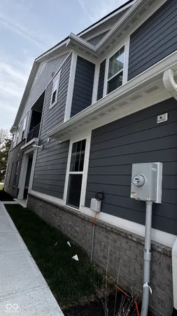 $2,100 | 5743 West 750th Street North, McCordsville, IN 46055