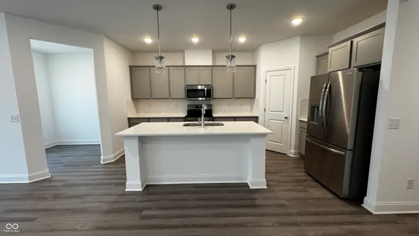 $2,100 | 5743 West 750th Street North, McCordsville, IN 46055