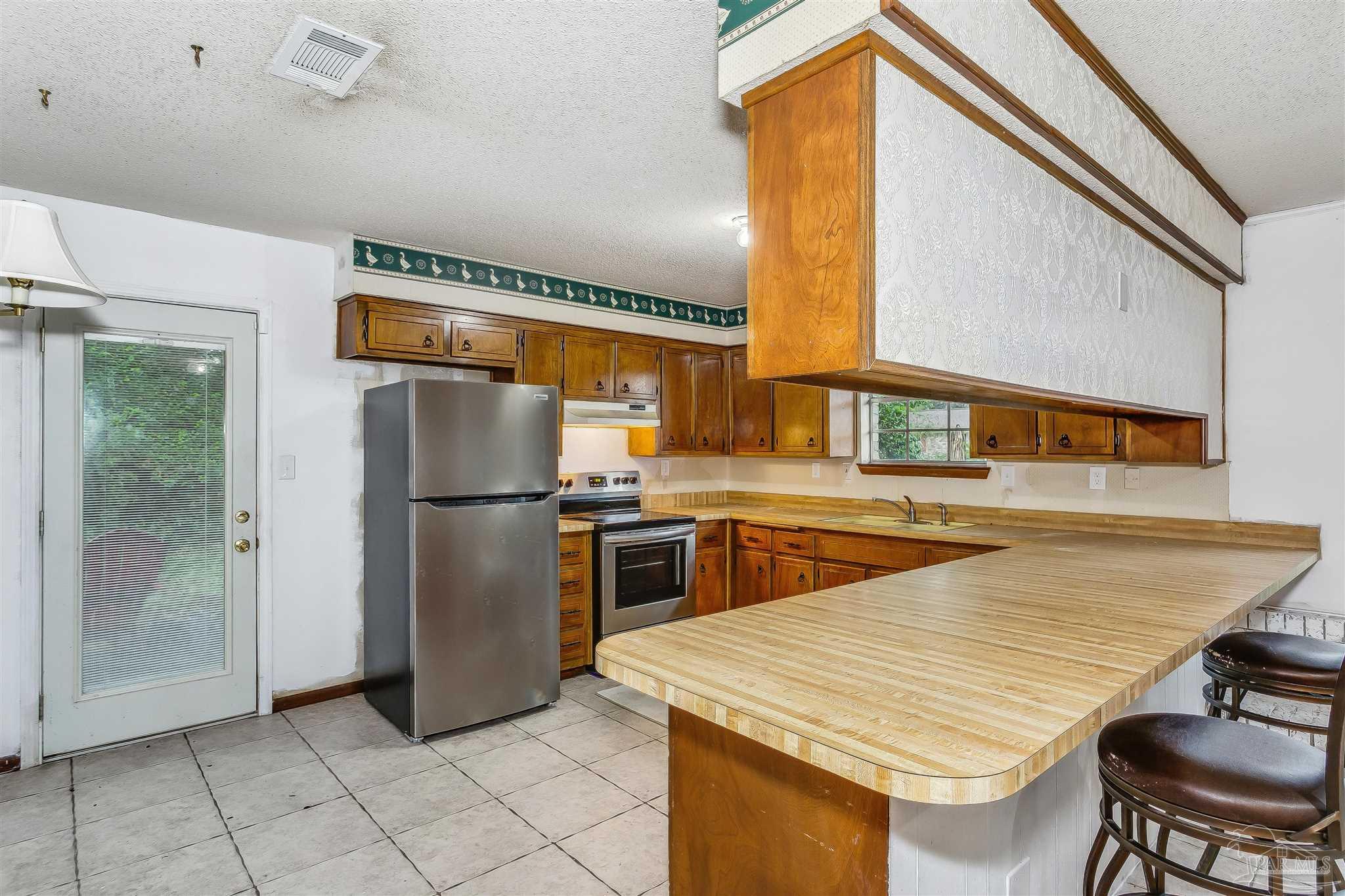 10819 Berryhill Road Pensacola, FL 32506 - Photo 5 of 21