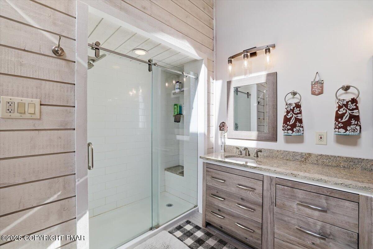 3318 Spruce Cabin Road Cresco, PA 18326 - Photo 30 of 97 En-Suite Primary Bathroom