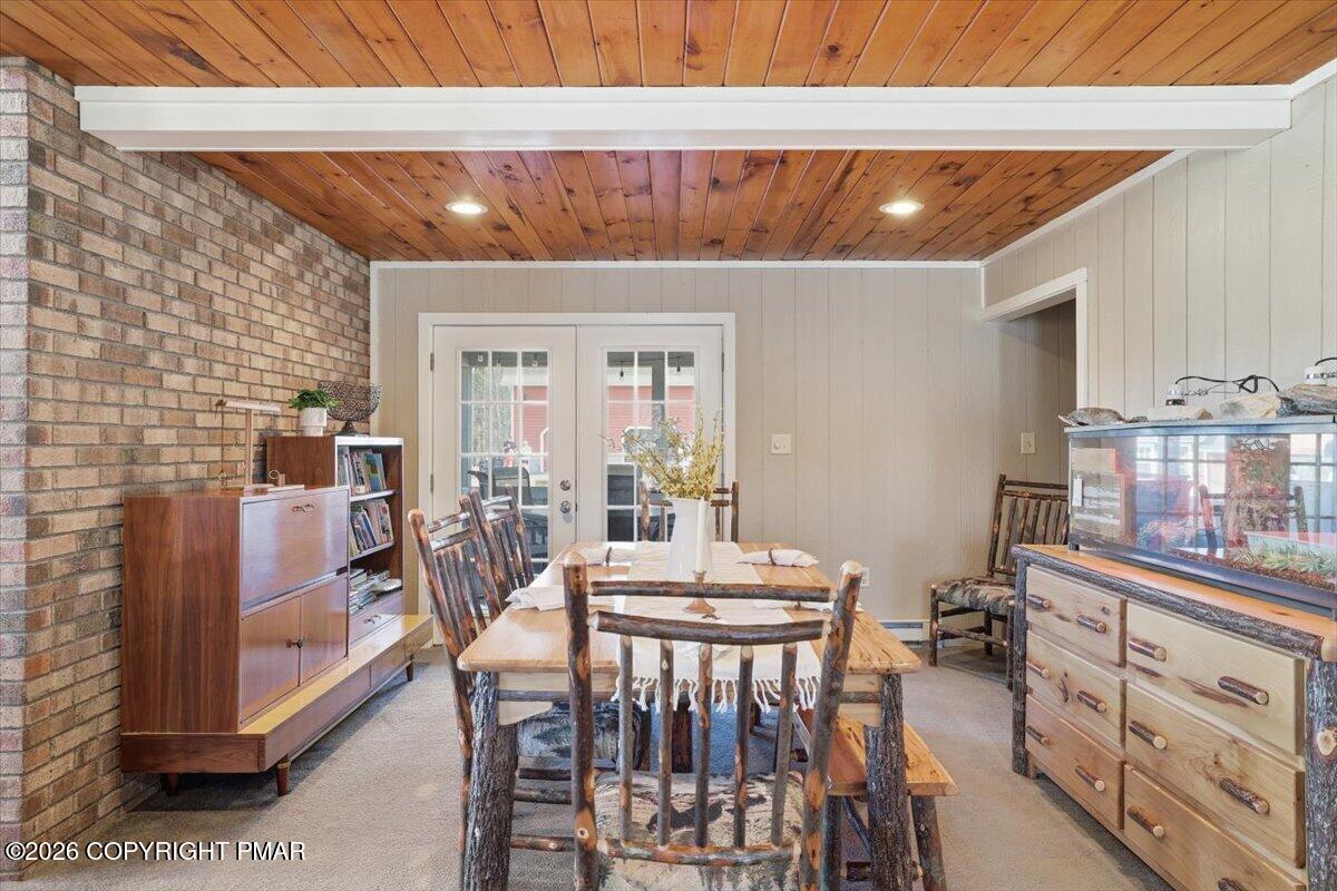 3318 Spruce Cabin Road Cresco, PA 18326 - Photo 32 of 97 Dining Room