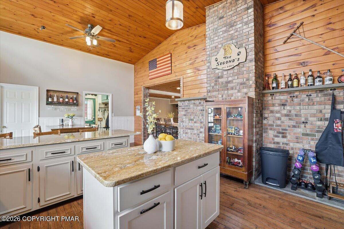 3318 Spruce Cabin Road Cresco, PA 18326 - Photo 38 of 97 Kitchen