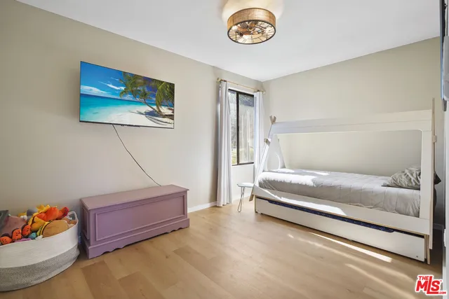 $999,900 | 531 Benson Way, Thousand Oaks, CA 91360