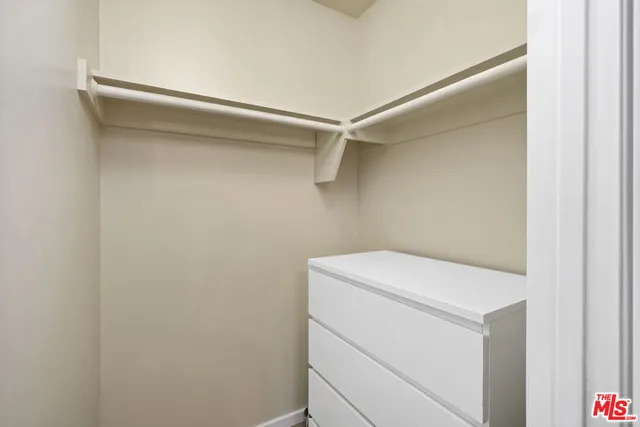 $999,900 | 531 Benson Way, Thousand Oaks, CA 91360