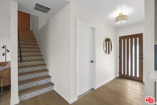 $999,900 | 531 Benson Way, Thousand Oaks, CA 91360