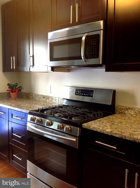 5104 Norbeck Road Rockville, MD 20853 - Photo 3 of 20 Kitchen