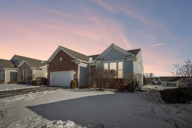 $630,000 | 3251 Sheridan Lane, Mundelein, IL 60060