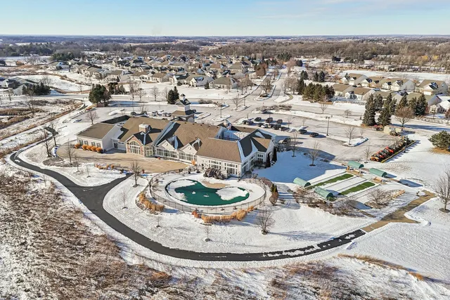 $630,000 | 3251 Sheridan Lane, Mundelein, IL 60060