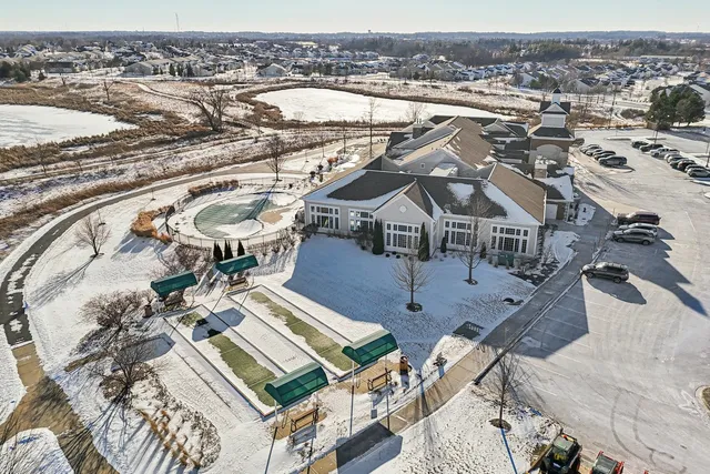 $630,000 | 3251 Sheridan Lane, Mundelein, IL 60060