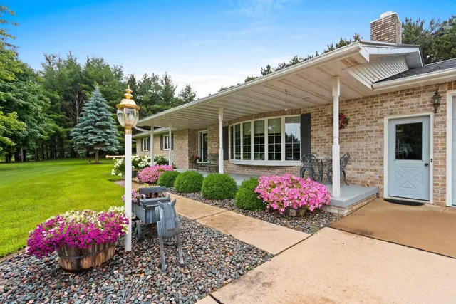 $624,900 | 7747 Saindon Road, Sobieski, WI 54171