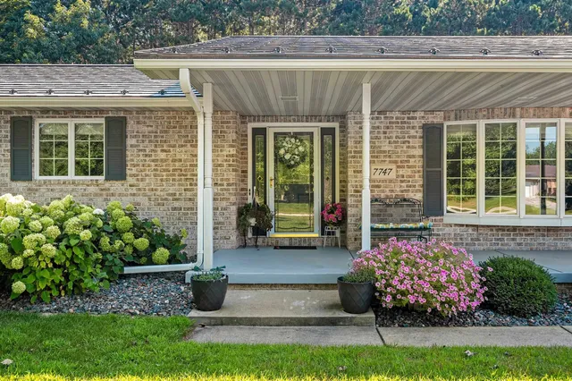 $624,900 | 7747 Saindon Road, Sobieski, WI 54171