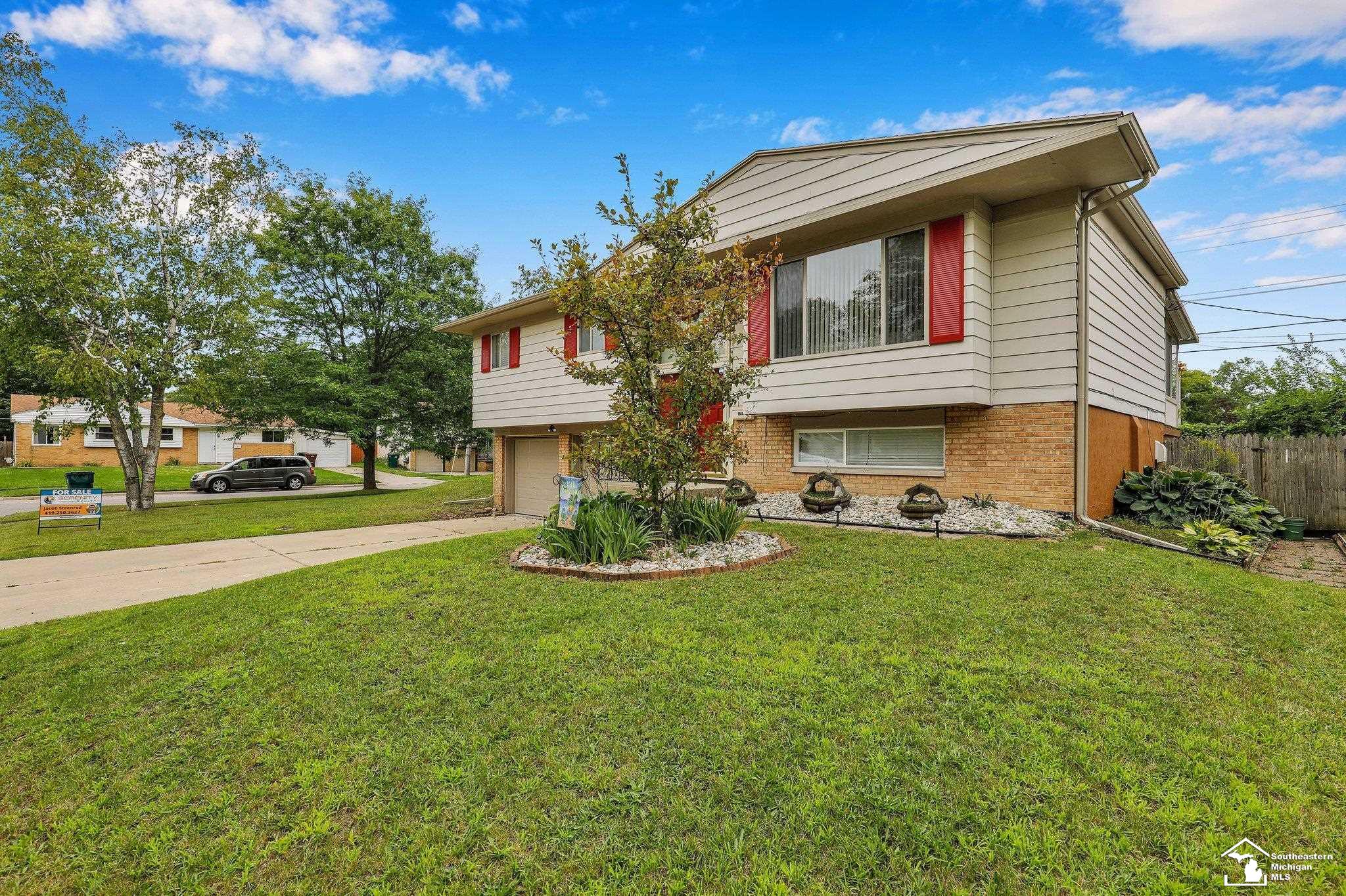 3201 Hepfer Road Lansing, MI 48911 - Photo 30 of 36 50120007-30.JPG