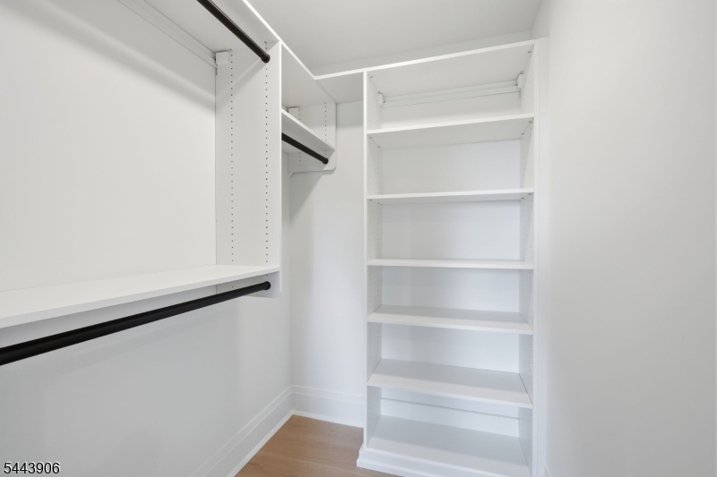 180 Round Top Road Bernardsville, NJ 07924 - Photo 15 of 50