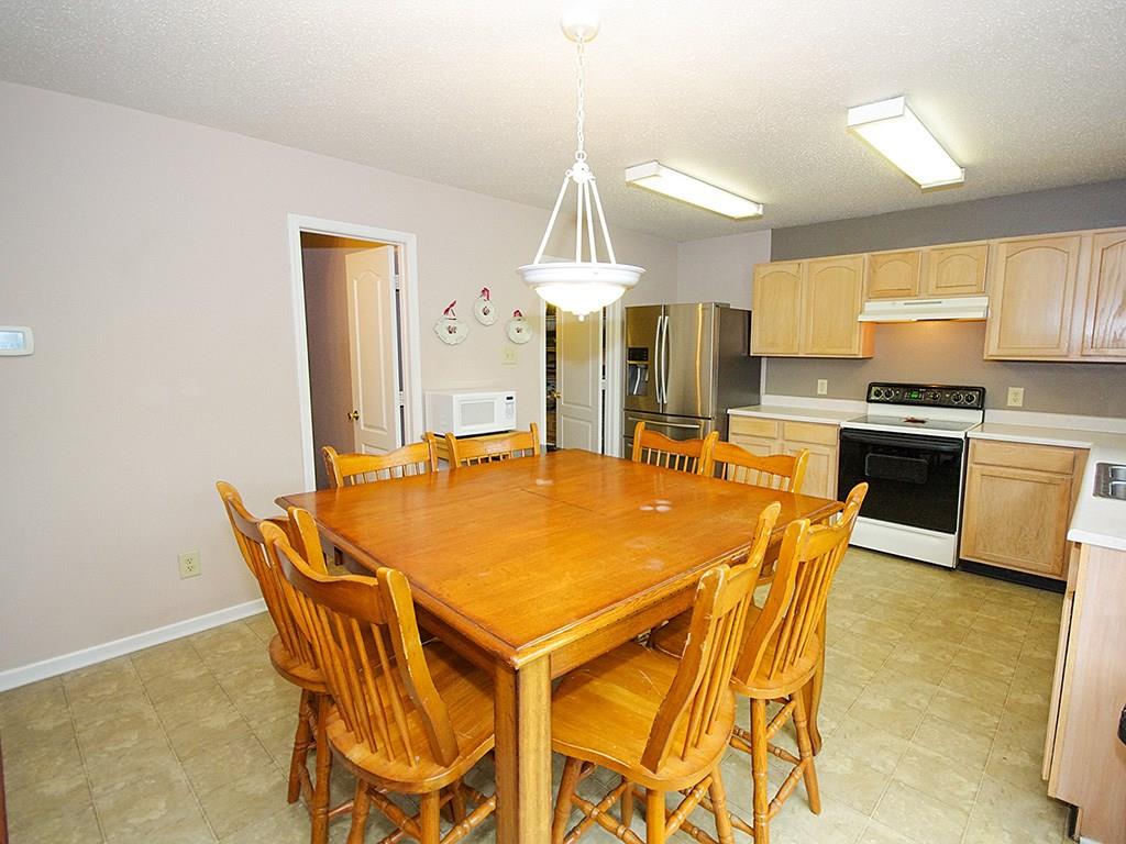 3312 Spring Wind Lane Indianapolis, IN 46239 - Photo 9 of 24 Gallery Image 9