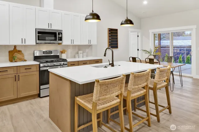 $599,999 | 104 Sable Drive, Everson, WA 98247