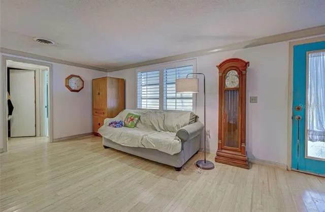 $1,900 | 1165 South Oxford Drive, Englewood, FL 34223