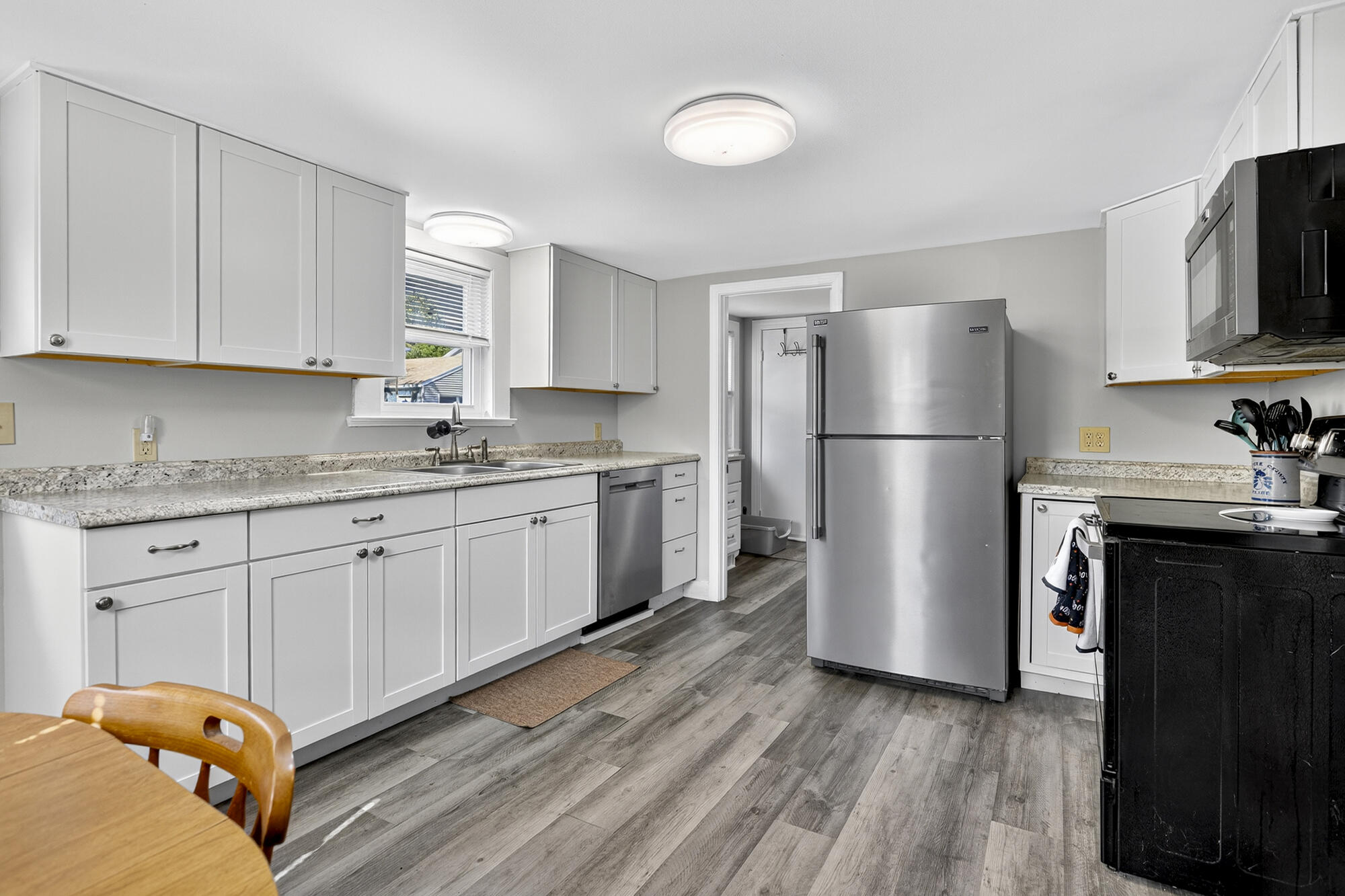 17 Coolidge Avenue Saco, ME 04072 - Photo 7 of 30 05_17 Coolidge Ave_W5_