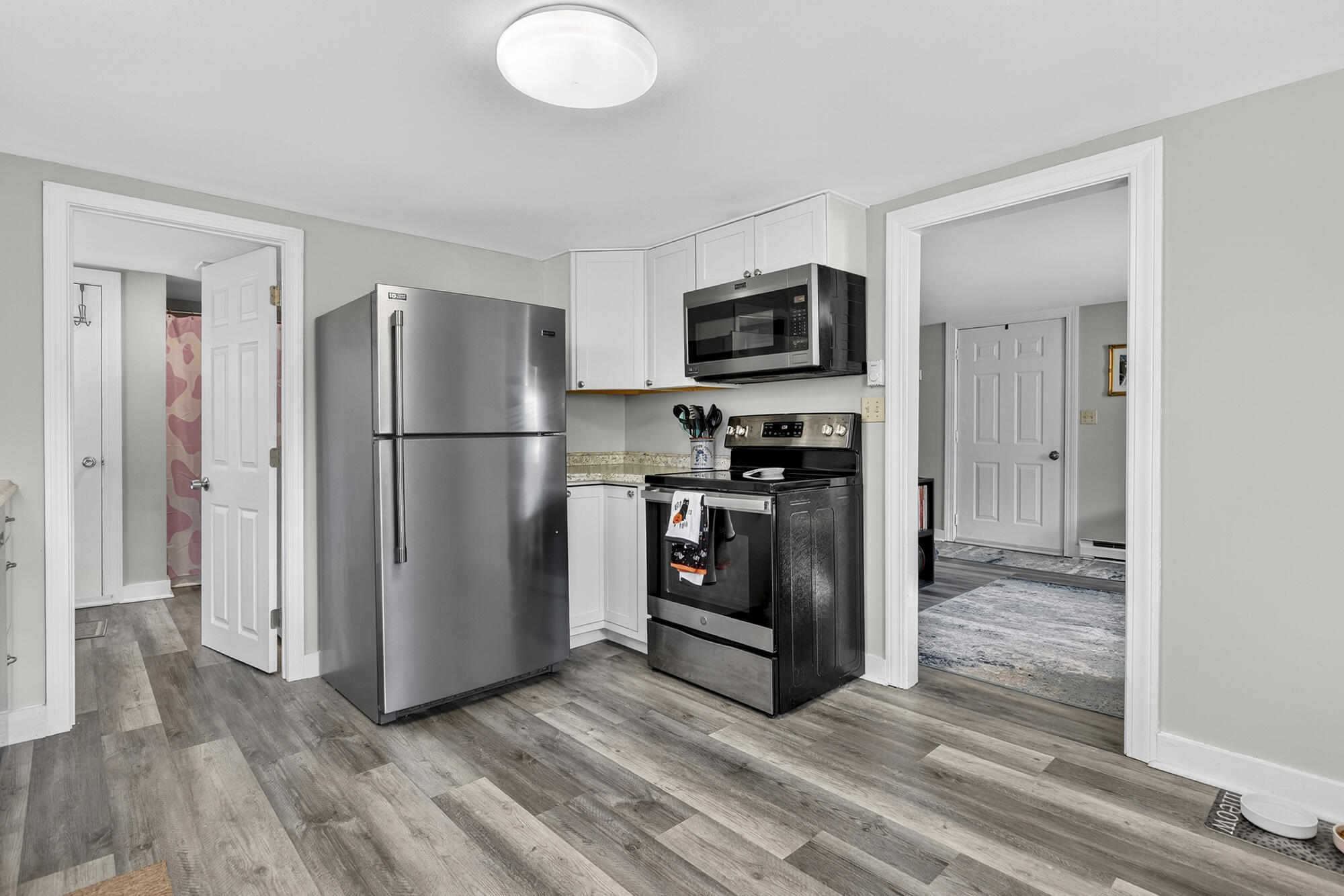 17 Coolidge Avenue Saco, ME 04072 - Photo 8 of 30 06_17 Coolidge Ave_W5_