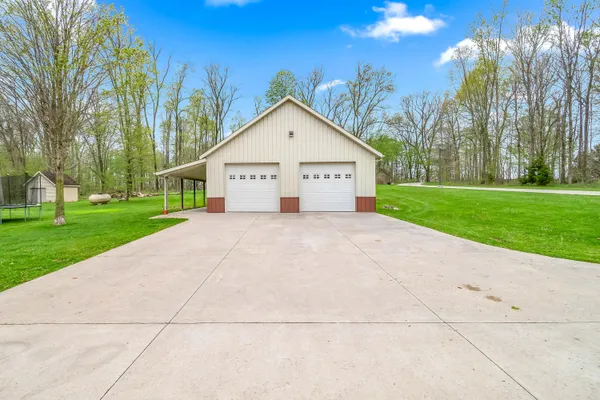 $675,000 | 245 West Girard Road, Union City, MI 49094
