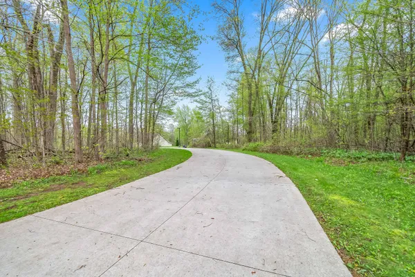 $675,000 | 245 West Girard Road, Union City, MI 49094