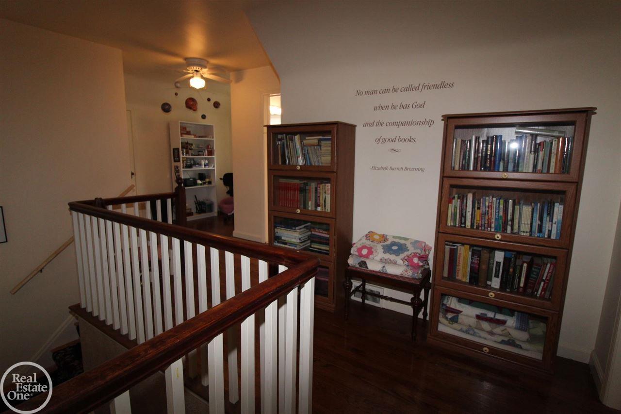 533 Fisher Road Grosse Pointe, MI 48230 - Photo 27 of 54 50044993-26.JPG