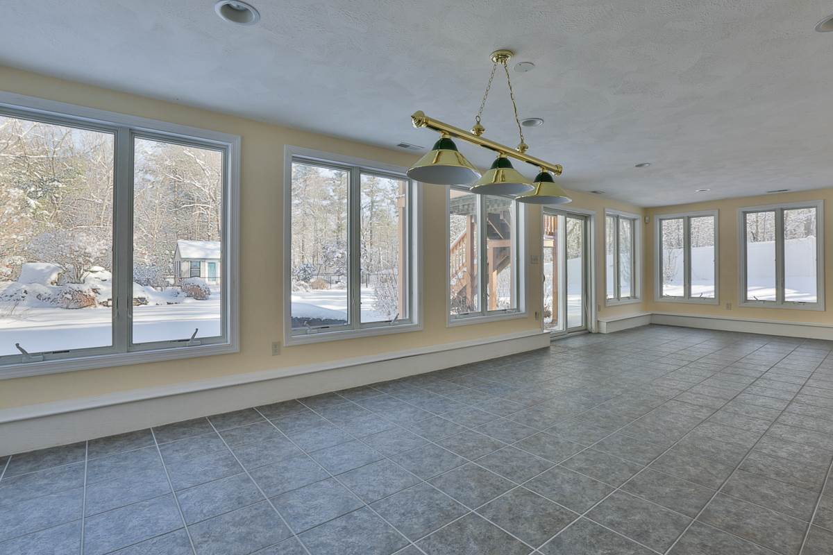 114 Dracut Road Hudson, NH 03051 - Photo 40 of 40 Gallery Image 40