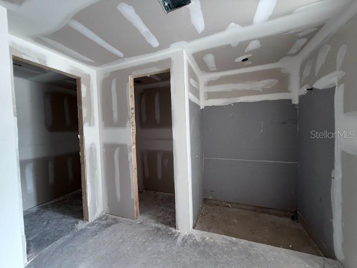 30141 Misty Pnes Road Mount Dora, FL 32757 - Photo 22 of 34 an empty room with windows