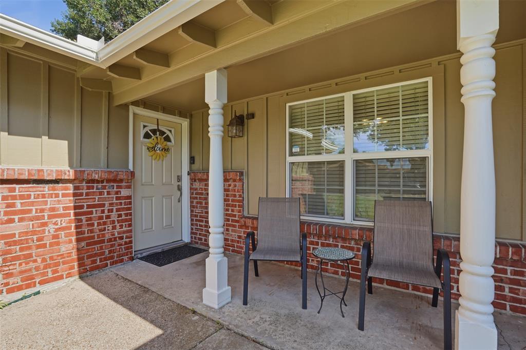509 Patricia Road Hurst, TX 76053 - Photo 4 of 24
