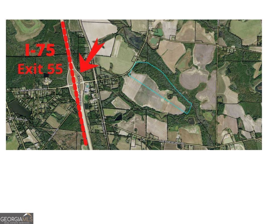 a view of entryway and outdoor