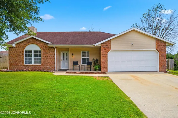 $289,900 | 404 Oak Street, Ashland, MO 65010